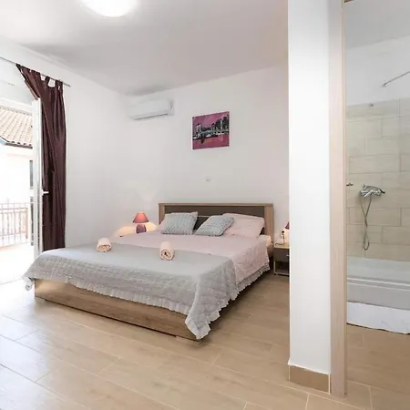 Slava Ferienhaus Opatija