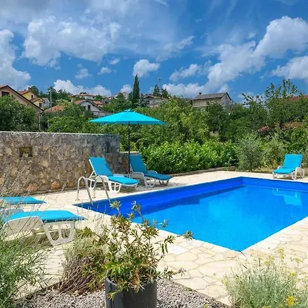 Slava Ferienhaus *