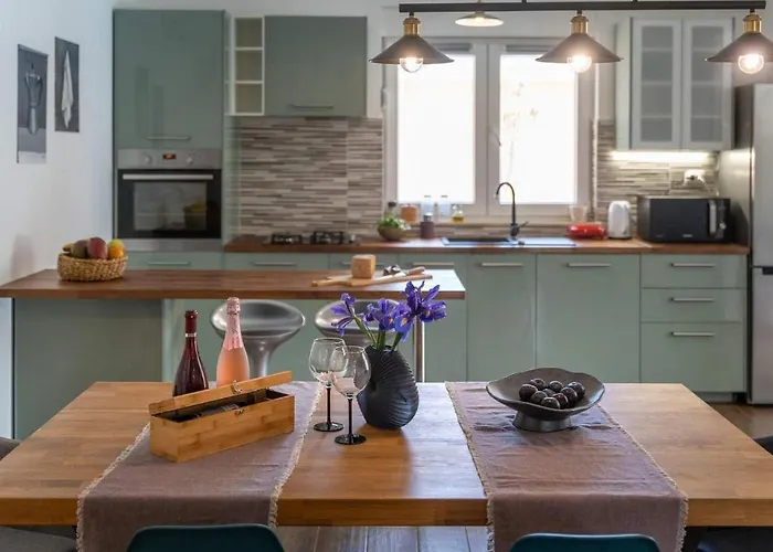 Slava Semesterbostad