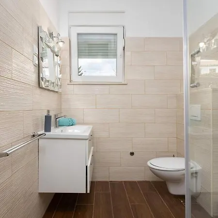 Дом отдыха Slava Опатия